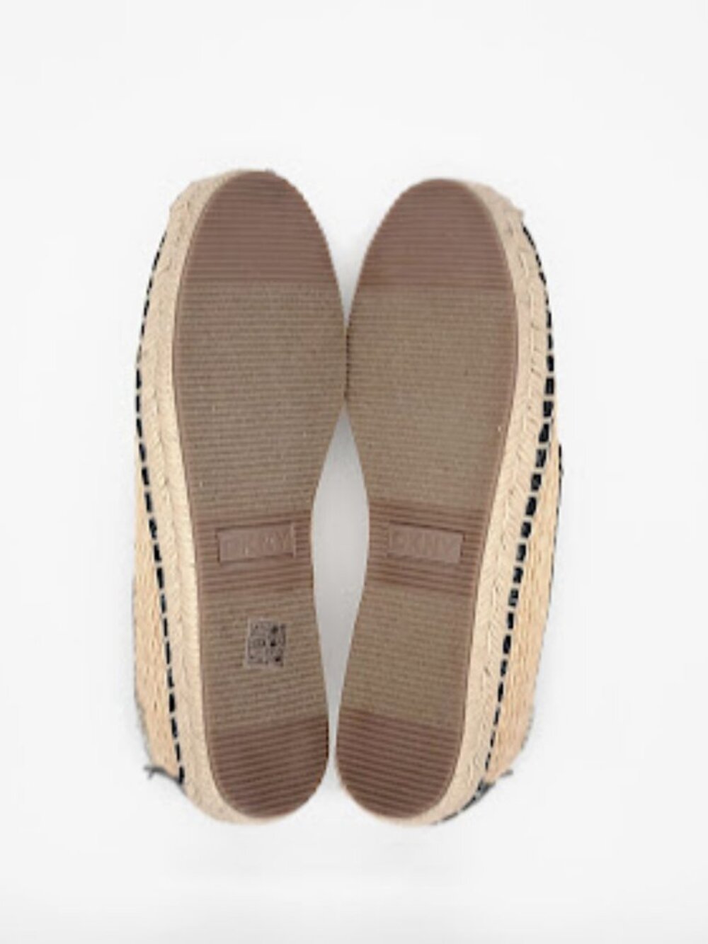 DKNY Mallandra Espadrille Flats Women's 7.5 Natural Raffia Slip On Shoes NWOB - Picture 7 of 8